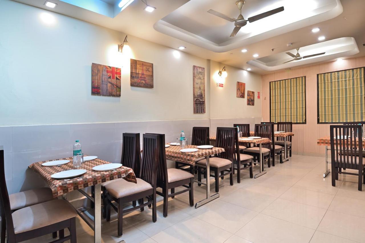 The Aster Karol Bagh Homely Atmosphere New Delhi Extérieur photo