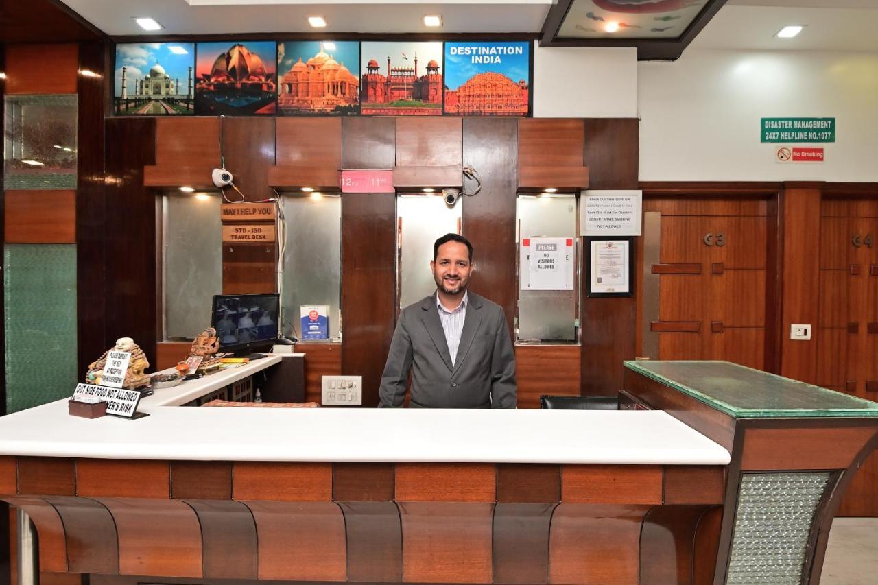 The Aster Karol Bagh Homely Atmosphere New Delhi Extérieur photo